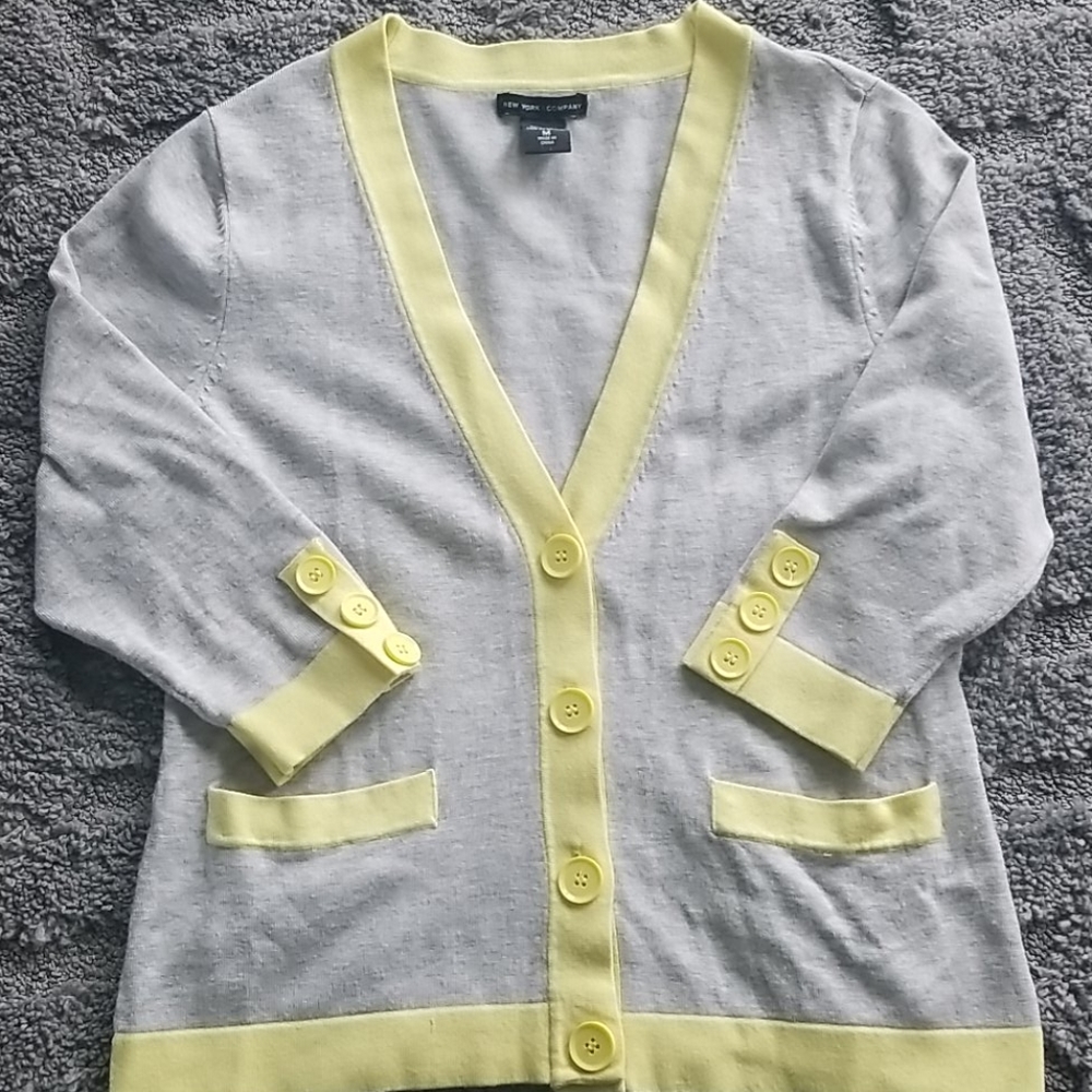 Cute Button up Sweater/Cardigan